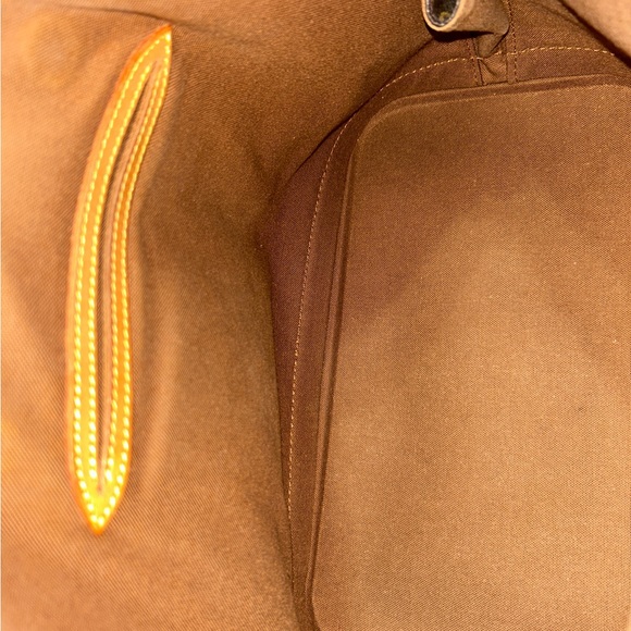 ✅️ Authentic Louis Vuitton ALMA PM - Picture 3 of 16